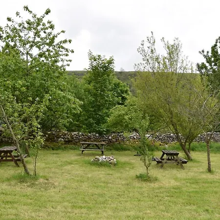 Sweetbriar And Bed & Breakfast