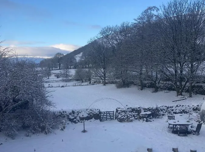 Sweetbriar And 3* Starbotton