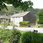 Sweetbriar And Bed & Breakfast